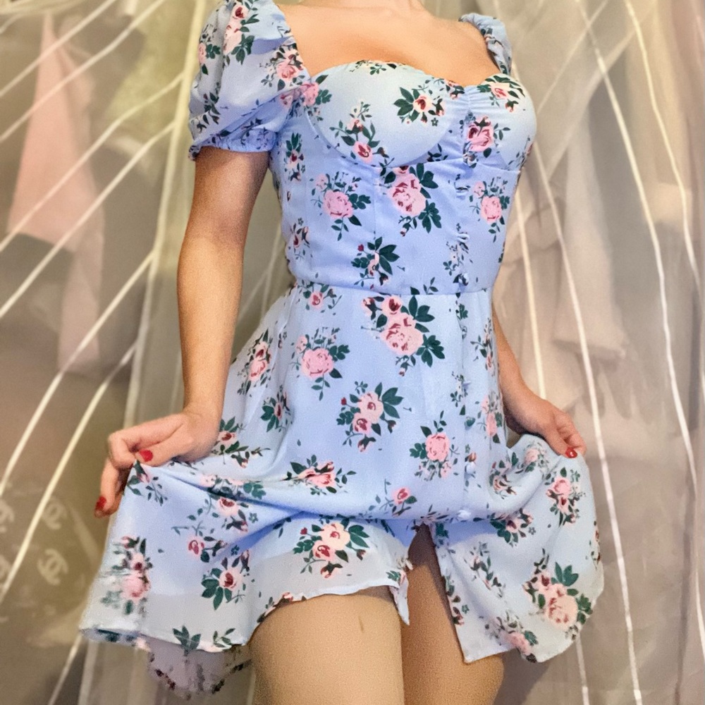 Women’s Floral Light Blue Dress